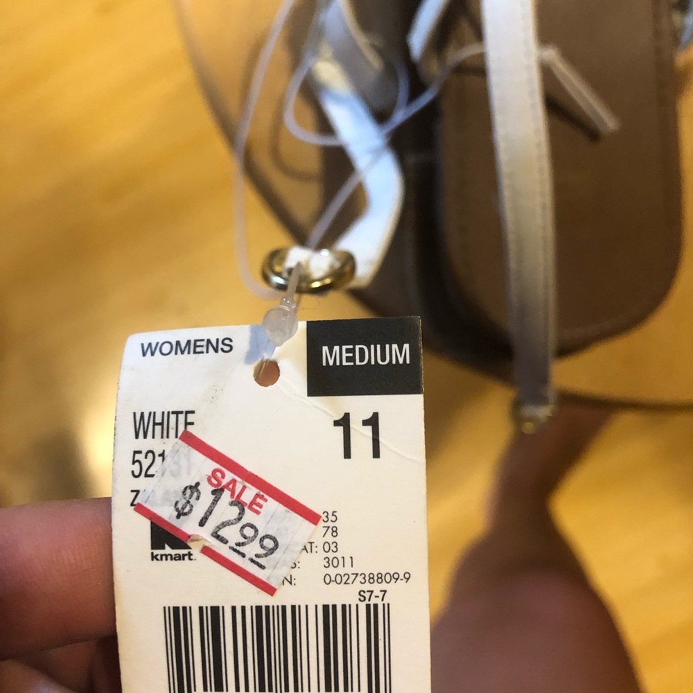 White Flower Sandals